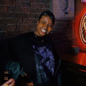 Meet your Posher, Faiza